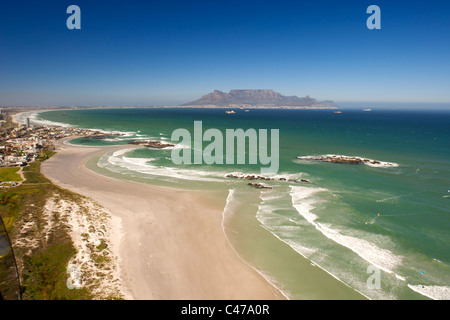 Vista aerea guardando verso sud lungo la costa occidentale a nord di Città del Capo in Sud Africa. Foto Stock