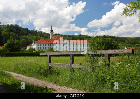 Monastero di Schäftlarn e abbey da est / Baviera Germania, Europa Foto Stock