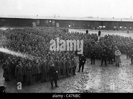 Mattina appello all'Crossen campo di prigionia, 1915 Foto Stock