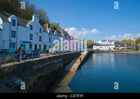 Portree harbout, Isola di Skye, regione delle Highlands, Scozia Foto Stock