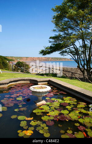 Vista da Cresent Giardini a Filey Brigg Filey North Yorkshire, Inghilterra Foto Stock