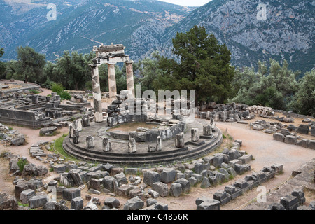 Tholos è un quarto secolo A.C. rotunda, Delphi Grecia Foto Stock