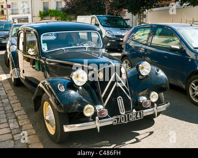 Il francese degli anni cinquanta Citroen Avant trazione classic car - Francia. Foto Stock