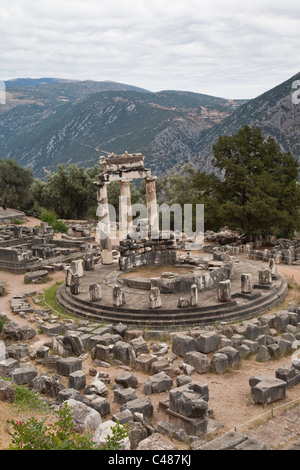 Tholos è un quarto secolo A.C. rotunda, Delphi Grecia Foto Stock