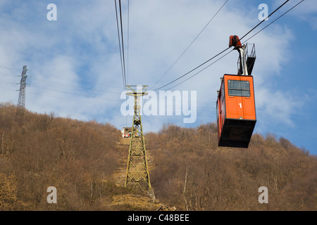 Pigra Funicolare funivia, cavo road Argegno - Pigra Foto Stock