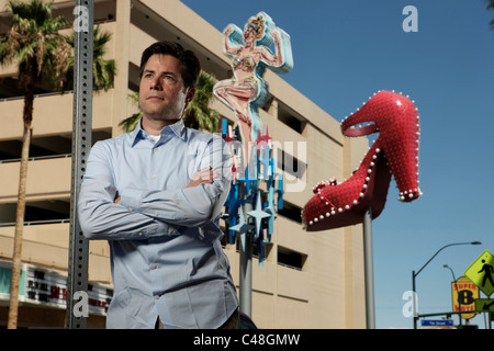 Autore JR Moehringer fotografato nel centro di Las Vegas, Nevada Foto Stock