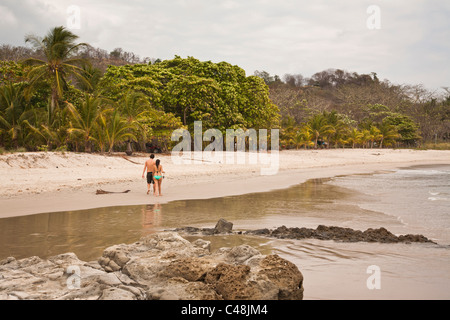 Spiaggia di Santa Teresa, Nicoya peninsula. Costa Rica Foto Stock