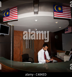 Particolare del banco di ricevimento in Torri Gemelle Petronas. Kuala Lumpur - Malaysia. Malaysia. La foto è stata scattata il 26 settembre 2010. Foto Stock