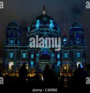 Cattedrale di Berlino in originale illuminazione. Festival delle Luci. Ottobre 2010. Foto Stock
