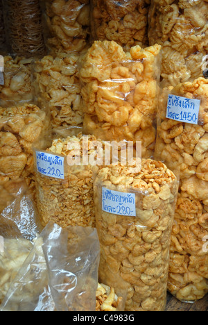 Gamberi secchi e gamberi, mercato di Chinatown Bangkok in Thailandia Foto Stock