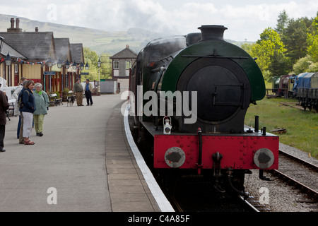 Sella nave cisterna a Bolton Abbey Stazione, North Yorkshire Foto Stock