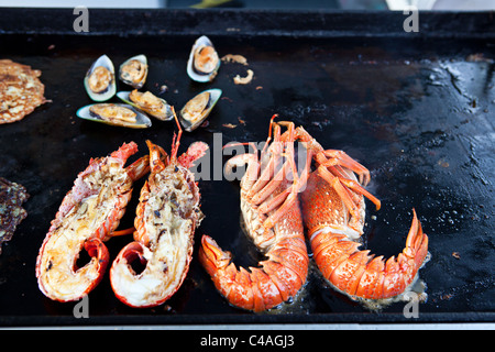 Nuova Zelanda aragosta su griglia in un piccolo ristorante per gourmet in Kaikoura, Nuova Zelanda Foto Stock