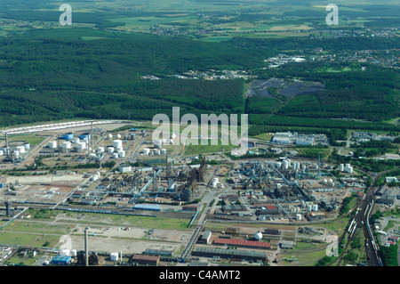 Vista aerea del totale industriale petrolchimico piattaforma, Carling/SAINT AVOLD, Moselle, Lorena, Francia Foto Stock