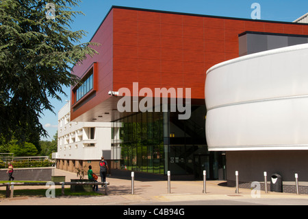 Signora edificio Hale, Salford Law School, l'Università di Salford, Salford, Manchester, Inghilterra, Regno Unito. Architetto: Broadway Malyan. Foto Stock