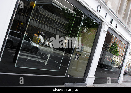 Gina, rivenditore esclusivo di scarpe da donna, situato in Sloane Street e Knightsbridge, Londra. Foto Stock