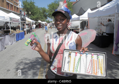 Florida Putnam County, Palatka, Blue Crab Festival, evento, Black Blacks African Africanans etnica minoranza, adolescenti adolescenti adolescenti giovani adole Foto Stock