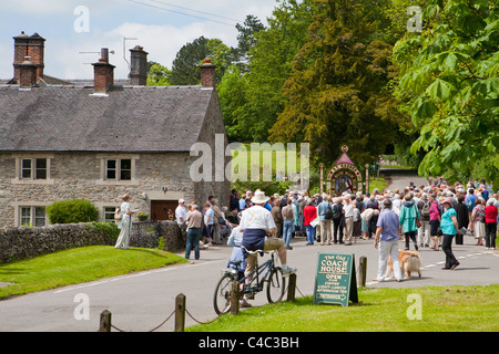 Tissington ben medicazione, cerimonia di benedizione, Tissington, Derbyshire, England, Regno Unito Foto Stock