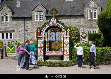 Tissington ben medicazione, Tissington, Derbyshire, England, Regno Unito Foto Stock