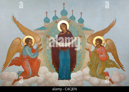 Affresco di Maria con 2 angeli sulle pareti del Lavra della Trinità di San Sergio a Sergiev Posad, Russia Foto Stock