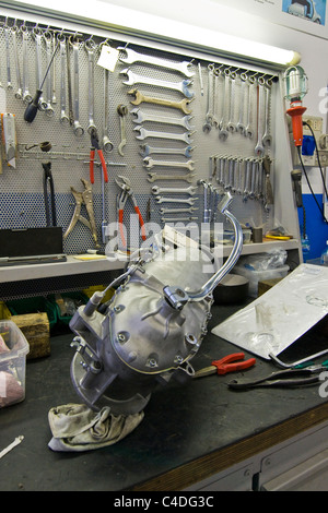 Workshop, Scooter & Lambretta museum, Rodano, provincia di Milano, Italia Foto Stock