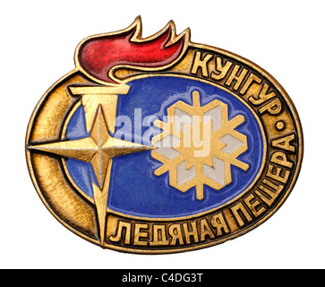 Era comunista il badge dall'URSS. "Kungur caverna di ghiaccio" Foto Stock