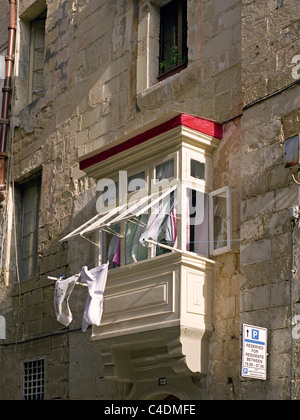 Il Maltese finestra di baia a La Valletta, Malta Foto Stock