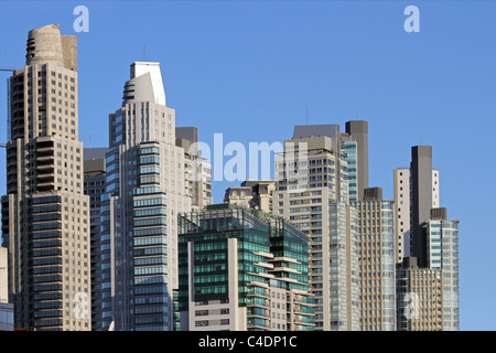 Città torreggianti edifici grattacielo nella città di Buenos Aires Foto Stock