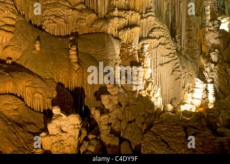 Caverna superiore, Jeita Grotto Jeita, Libano. Foto Stock