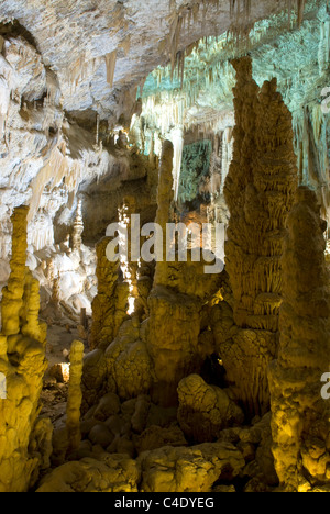 Caverna superiore, Jeita Grotto Jeita, Libano. Foto Stock