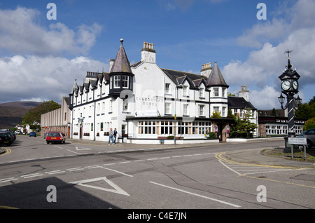 Ampio hotel a Ullapool, regione delle Highlands, Scozia. Foto Stock