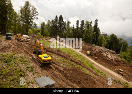 Costruzione di oggetti olimpici a Krasnaya Polyana, Sochi, Russia Foto Stock