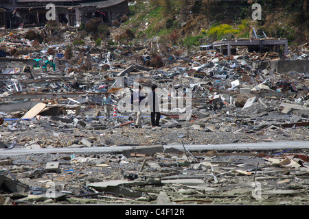 La città devastata da Tsunami Onagawa Miyagi Giappone Foto Stock