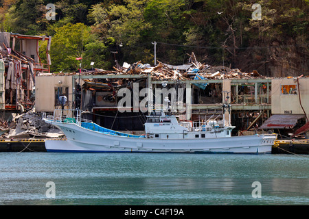 Onagawa Pesca Porto devastato da tsunami 11 Marzo 2011 Foto Stock