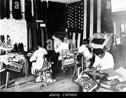 Quattro Veterani disabili lavora nella sezione di ricostruzione, Walter Reed Hospital, STATI UNITI D'AMERICA Foto Stock