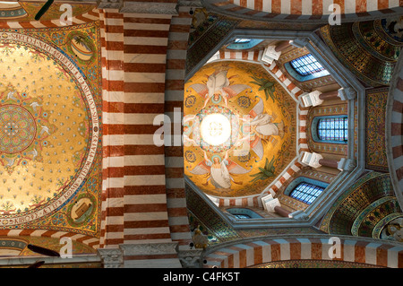 Interno della cattedrale di Notre Dame de la Garde, Marsiglia, Francia, Foto Stock