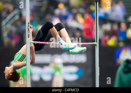 Blanka Vlasic (CRO) a competere in donne salto in alto al 2011 NEW YORK Grand Prix via e nel campo della concorrenza. Foto Stock