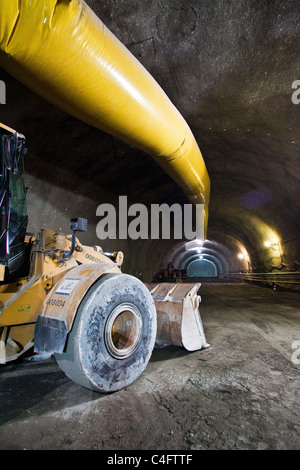 Aprile 2011 - Costruzione di Rio de Janeiro la linea 4 metropolitana, come parte della preparazione della città per il 2016 Giochi Olimpici, Brasile. Foto Stock