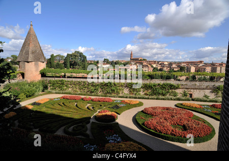 Francia, Albi, giardini del palazzo di Berbie Foto Stock