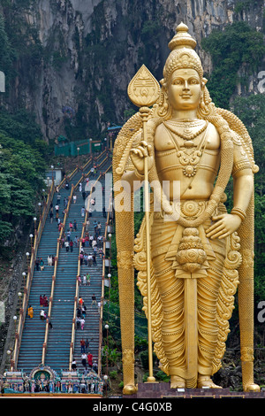 Gigantesca statua del dio indù Murugan. Grotte Batu. Kuala Lumpur. Malaysia. Foto Stock