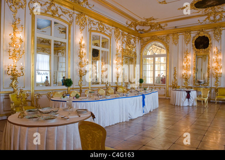 Il barocco Palazzo di Caterina costruito 1721 trasformato Zarina Elisabetta Pushkin Tsarskoe Selo Cavalieri' Sala da Pranzo Foto Stock