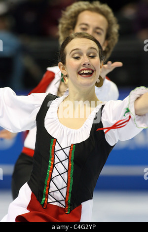 Allie Hann-McCurdy e Micheal Coreno competere a 2010 BMO Skate Canada Pattinaggio di Figura campionati a John Labatt Centre. Foto Stock