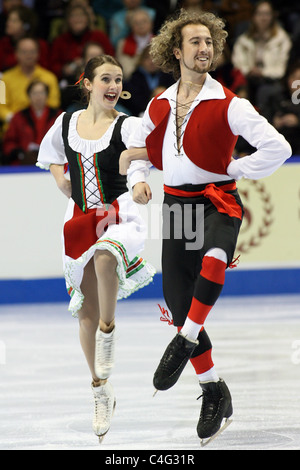 Allie Hann-McCurdy e Micheal Coreno competere a 2010 BMO Skate Canada Pattinaggio di Figura campionati a John Labatt Centre. Foto Stock