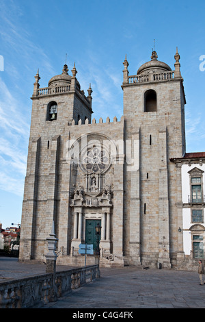 Se Cathedral, Porto, Oporto, Portogallo Foto Stock