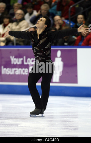 Canadese Campione del Mens, Patrick Chan compete al 2010 BMO Skate Canada Campionati Nazionali a Londra, Ontario, Canada. Foto Stock