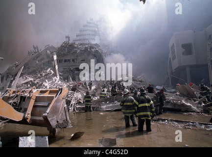 World Trade Center di terrorismo dell'11 settembre 2001. West e strade di Liberty (© Richard B. Levine) Foto Stock