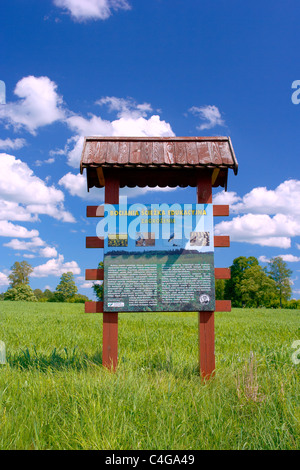 Scheda di informazioni circa le cicogne nidificano nei Zywkowo village, Polonia Foto Stock