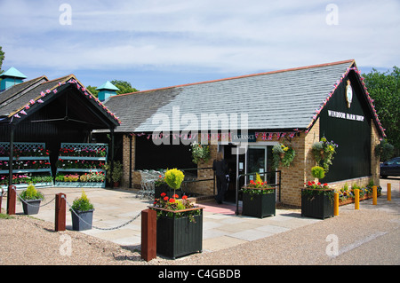 La Windsor Farmshop, Old Windsor, Berkshire, Inghilterra, Regno Unito Foto Stock