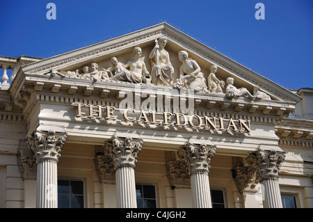 Il Caledonian Edificio, High Street, Inverness, Highlands scozzesi, Scotland, Regno Unito Foto Stock