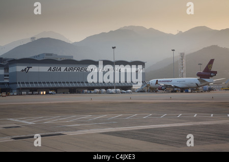 Asia terminale di trasporto aereo aeroporto Chek Lap Kok Foto Stock