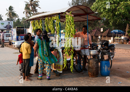 Venditore ambulante Alleppey (Alappuzha), Kerala, India Foto Stock